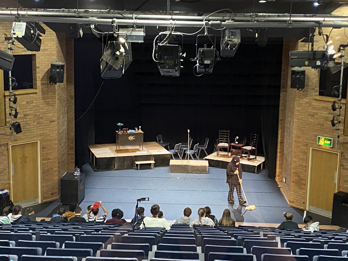 It dress and tech day! <a href="/EngHathershaw/">Hathershaw English</a> <a href="/HathershawC/">Hathershaw College</a>