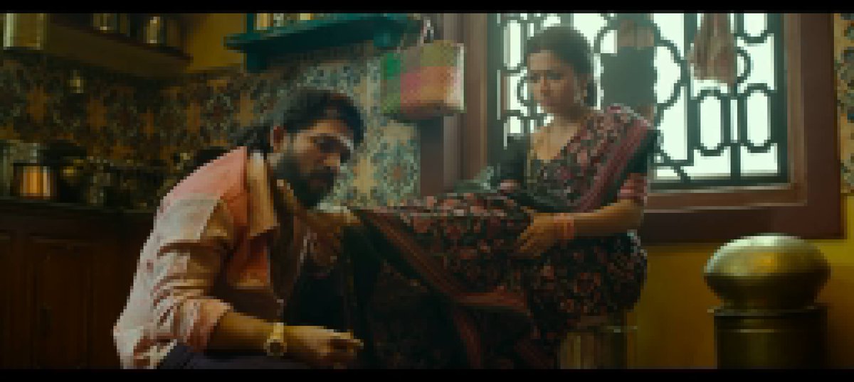 BihariChromosom's tweet photo. #Pushpa listens to #Srivalli , pure husband material 👍
More than 2 lakhs people gathered at Gandhi maidan, Patna to witness the #Mass_Trailer 
Its just an example why south movies are earning so much. Totally mass
#Pushpa2TheRuleteaser #AlluArjum #RashmikaMandana #Pushpa2TheRule https://t.co/bJQ29rlGMQ