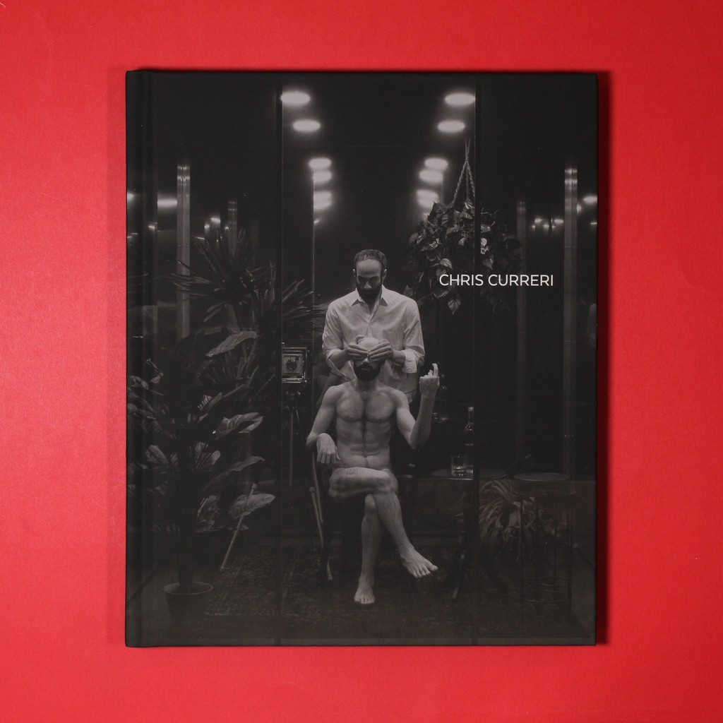 ArtMetropole's tweet photo. Chris Curreri (2023)⁠ This publication brings together key bodies of work by Curreri produced between 2013 and 2022 and features commissioned essays by writers Philip Monk, Ruth Noack, Jon Davies and Luis Jacob.
#ChrisCurreri https://t.co/5enaEZO1CZ