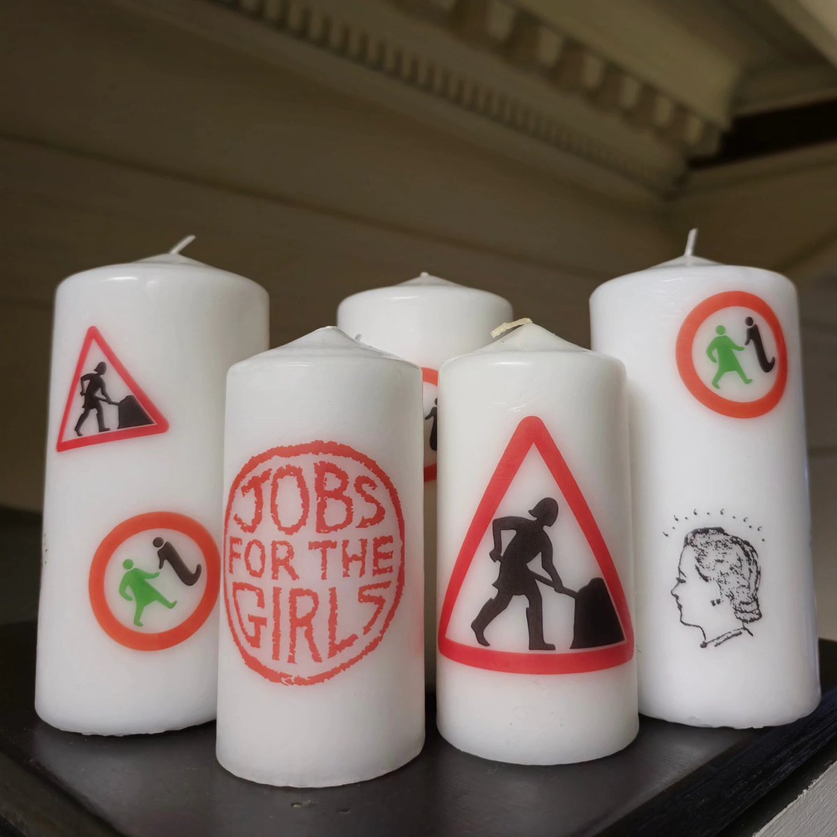 GWL FESTIVE CANDLES 🕯 

Exclusive to our Feminist Festive Fayre, this limited edition range of candles features a variety of iconic logos from Glasgow Women's Library's past and present! 

Pre-order here: womenslibrary.org.uk/shop/gwl-festi…

Light up the season with the warmth of GWL.