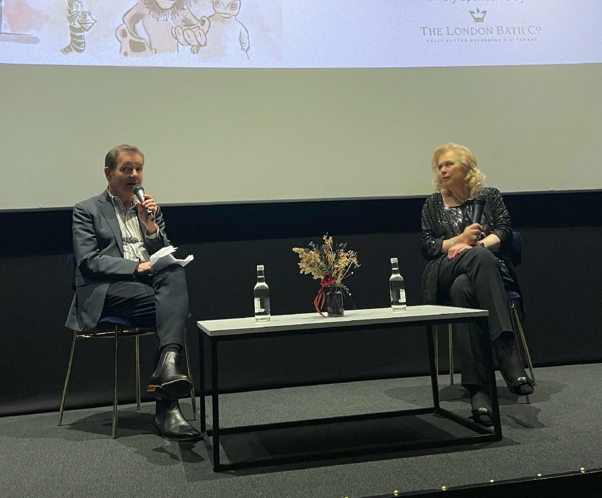 LangfordBarry's tweet image. Interviewing my dear friend @thevalerieleon on stage last night after a screening of her classic #Hammer #horror film Blood From the Mummy&apos;s Tomb.  Spooky fun!
