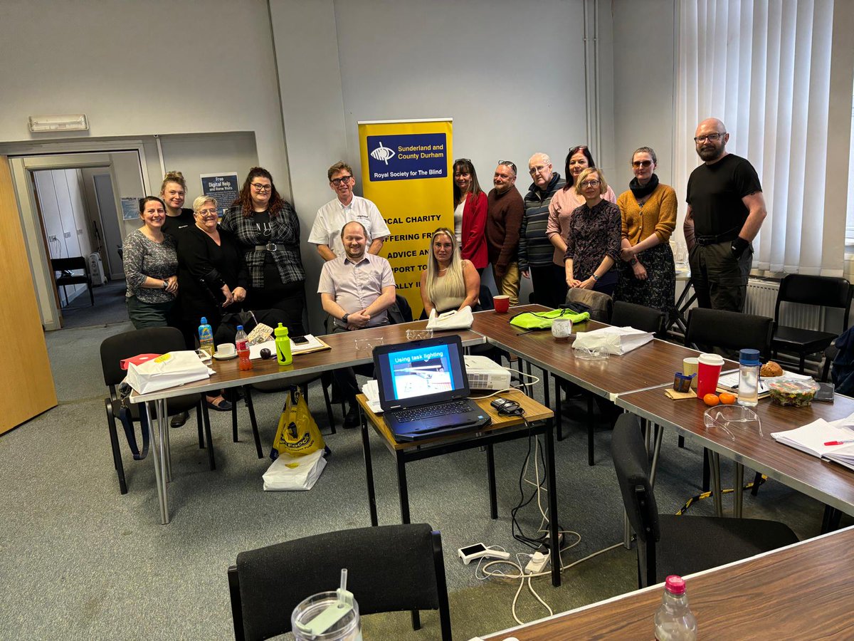 OptimaLowVision's tweet image. A big thank you to Julie Anderson and all @sundrsb for an amazing two-day low-vision training course - it was a pleasure to meet you all!
#lowvisionawareness #lowvision #visuallyimpaired #assistivetechnology #PartiallySighted #SightLoss #accessibility