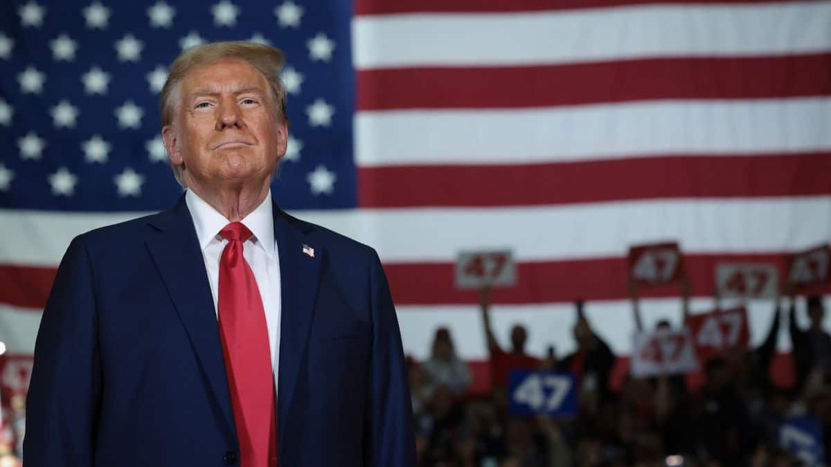 LeadingReport's tweet image. BREAKING: President-elect Trump has confirmed that he is prepared to declare a national emergency and deploy military assets to reverse the border crisis through a mass deportation program.