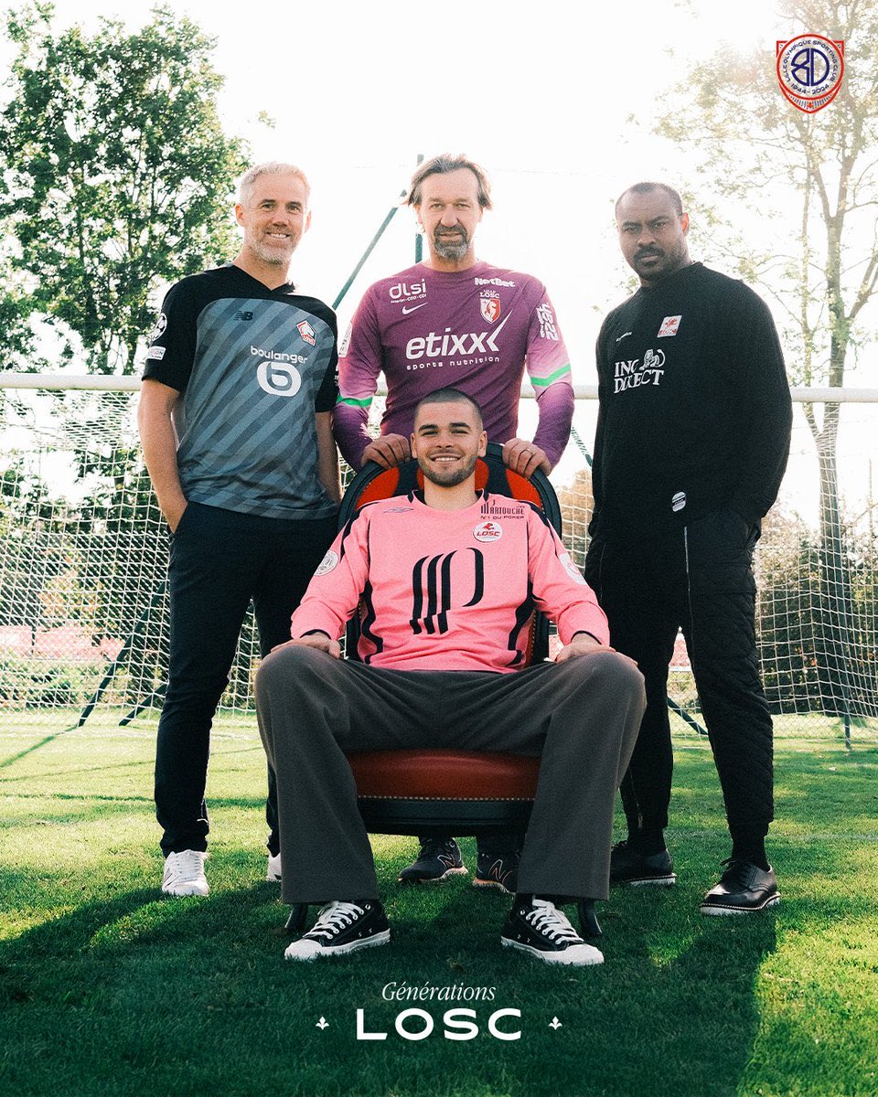ActuFoot_'s tweet photo. Le LOSC ne déçoit jamais quand il s’agit de gardiens. 🧤

Cette photo géniale mélangeant plusieurs générations à ce poste. ✨❤️🤍

Vous les reconnaissez ?

📸 @losclive https://t.co/gDuQt2kQ1i