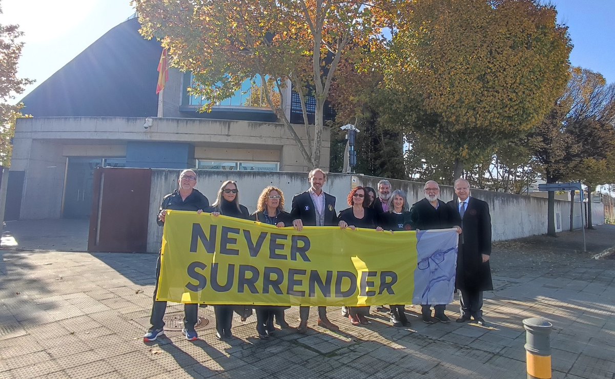 Avui, aquí, donant suport al company <a href="/boye_g/">Gonzalo Boye</a>