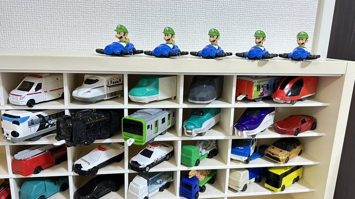 え？子供一人だけどハッピーセット5個買ったよ🙃オタク？マニア？浪費家？なのでね〜ほほほほほほ

ゆけ！ルイージ戦隊！
マクドナルドに愛はあるよ。