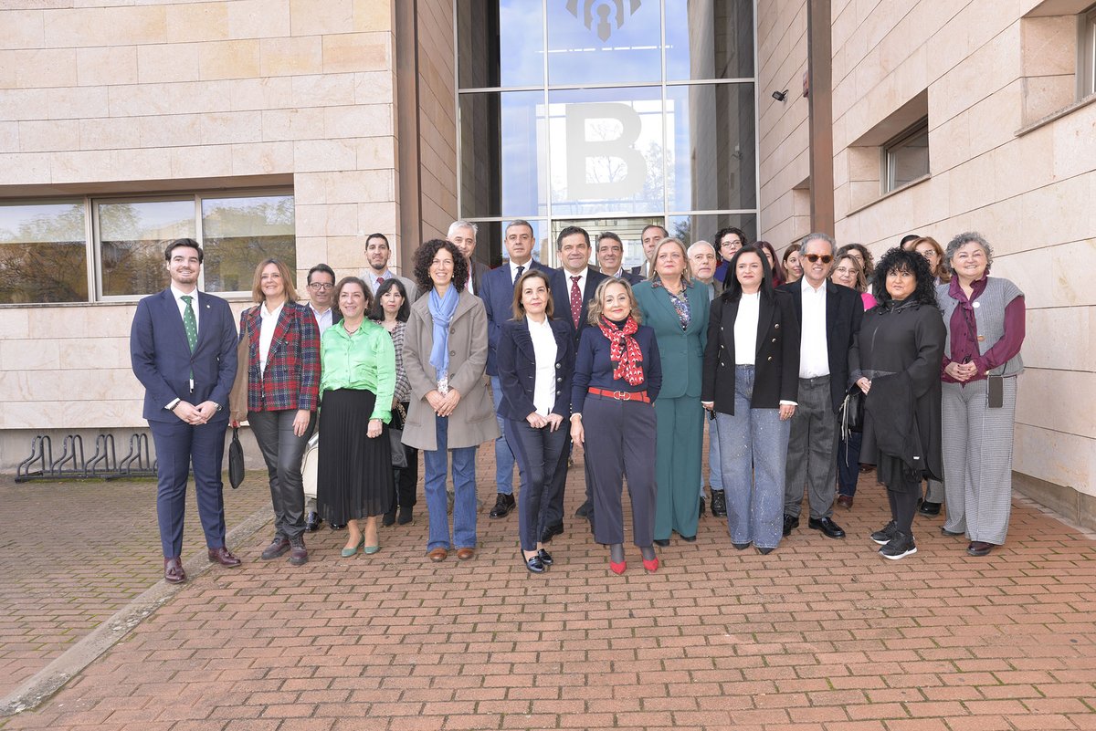 Universidad de Castilla-La Mancha (@uclm_es) on Twitter photo Especialistas en materia de discapacidad debaten en la UCLM sobre la reforma del artículo 49 de la Constitución, que conlleva la ampliación de los derechos de las personas con discapacidad y el cambio de términos.
<a href="/fdcs_cr/">Facultad de Derecho y Ciencias Sociales CR</a> acoge las II Jornadas de la Cátedra Derecho de las Especialistas en materia de discapacidad debaten en la UCLM sobre la reforma del artículo 49 de la Constitución, que conlleva la ampliación de los derechos de las personas con discapacidad y el cambio de términos.
<a href="/fdcs_cr/">Facultad de Derecho y Ciencias Sociales CR</a> acoge las II Jornadas de la Cátedra Derecho de las
