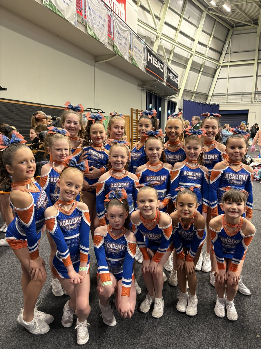 Emmy Holmes tweet media