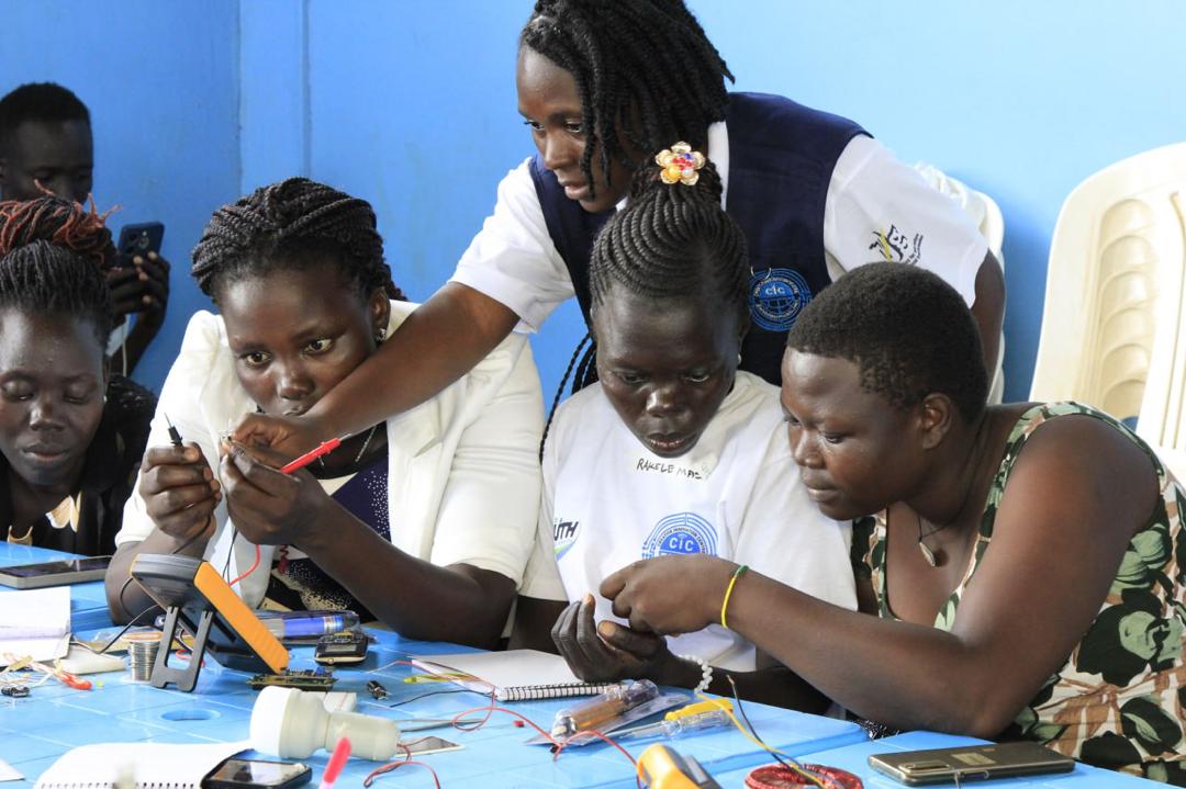 ASKnet (Access to Skills and Knowledge Network) tweet media