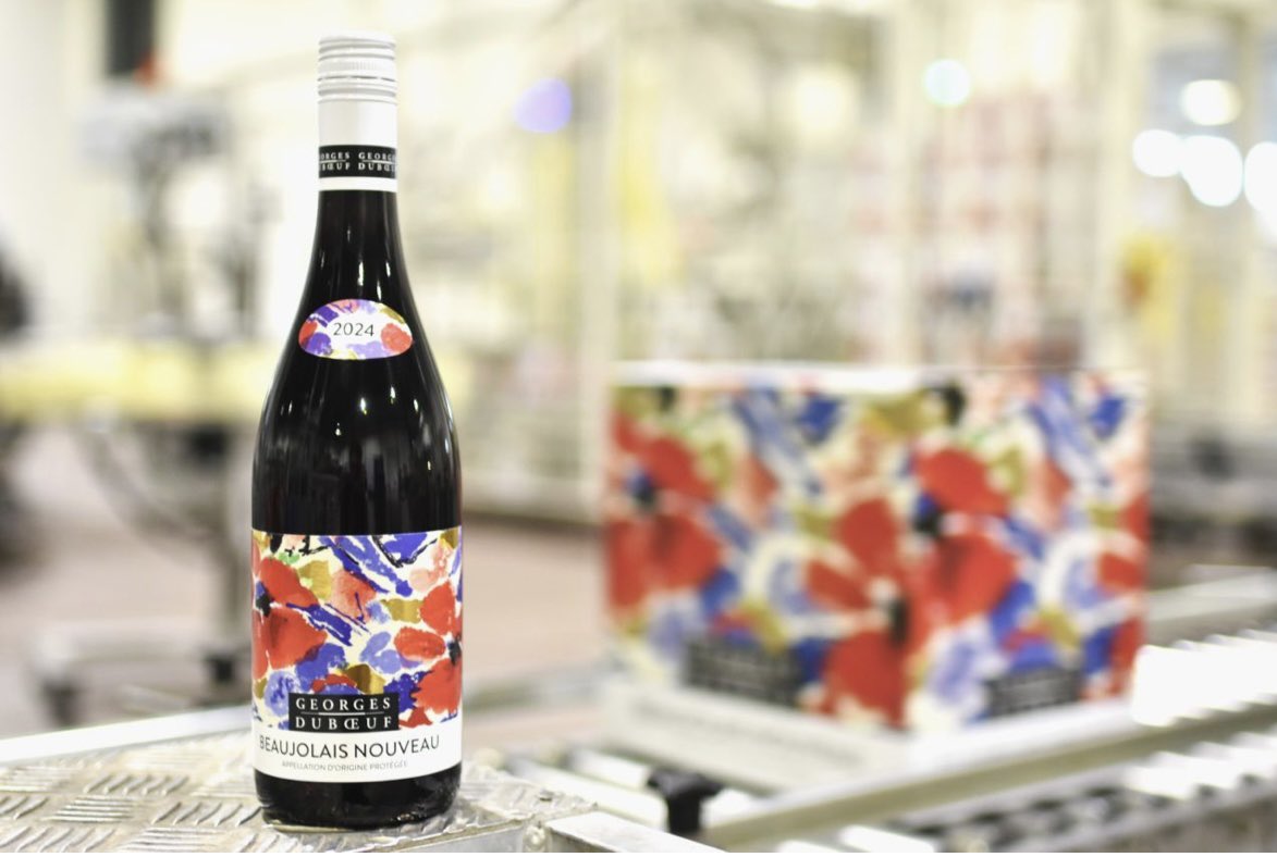 Febvre Wines (@febvrewines) on Twitter photo The 2024 <a href="/GeorgesDuboeuf/">Georges Duboeuf</a>
Beaujolais Nouveau leaving our warehouse to get to our customers in time for Thursday.
#beaujolaisNouveau #beaujolais #georgesduboeuf #3rdthursday #febvrewines #drinkaware #beaujolaisNouveau2024 #gamay The 2024 <a href="/GeorgesDuboeuf/">Georges Duboeuf</a>
Beaujolais Nouveau leaving our warehouse to get to our customers in time for Thursday.
#beaujolaisNouveau #beaujolais #georgesduboeuf #3rdthursday #febvrewines #drinkaware #beaujolaisNouveau2024 #gamay