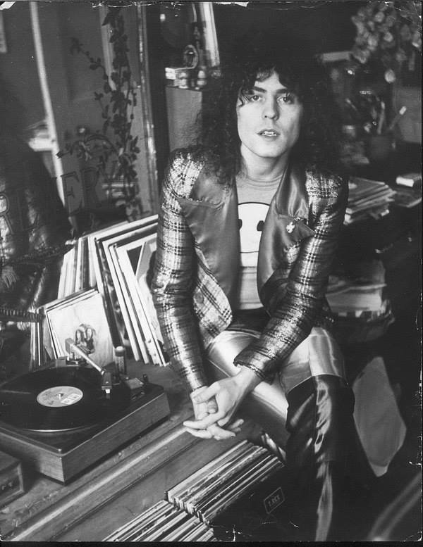 MARC BOLAN ~ T. Rex 
1971 Nov. 18th   Marc at his home in Little Venice
     Interviewed for "Whatever Happened To Tin Pan Alley?" on London's songwriting industry at Denmark Street. (Brief bit of Marc at 2:48 minutes: vimeo.com/72355813?ref=f…… ) 
#marcbolan #TRex #70sMusic