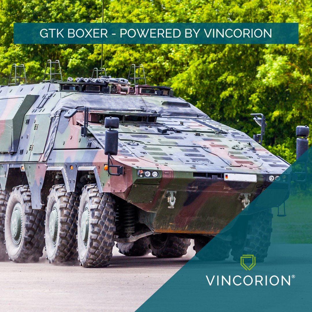 Ein Boxer im Einsatz: Die Besatzung muss blitzschnell reagieren und ist dabei auf ihre Hightech-Systeme angewiesen. Die zuverlässige Stromversorgung der Geräte wird zum entscheidenden Faktor für den Erfolg einer Mission: vincorion.com/boxer-energiev…