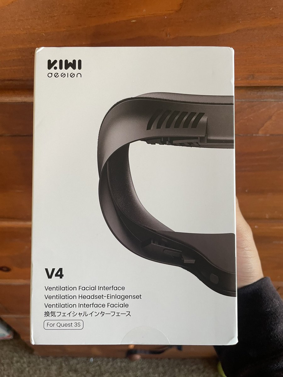 Sk0lVR's tweet image. Thanks Kiwi Design for the V4 Accessory! It’s crazy comfortable, and a nice addition to my VR. Theres a black Friday sale soon, and if you wanna save 5% use my code! “SKL” #kiwidesign #vr #virtualreality
