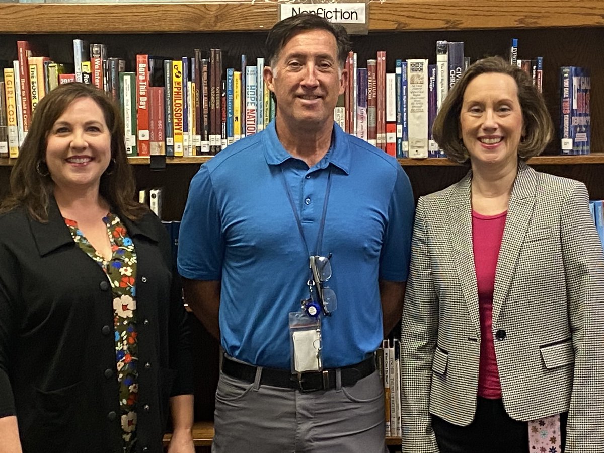 It’s time to recognize some special people on our campus.  We are thrilled to announce that Rosa Scott’s “Parent of the Year” is Mrs. Shelley Barnes.  Our 2024-2025 “Teacher of the Year” is Mr. Jerry Dupuy.  Our “Paraprofessional of the Year” is Mrs. Kay Moseley.
