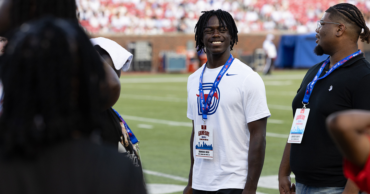 Billy Embody (@billyembody) on Twitter photo New: #SMU RB commit Dramekco Green earns a 4-star ranking from On3, pushing him up among the top RBs in America.
"He’s a DUDE with the ball in his hands." -<a href="/CodyBellaire/">Cody Bellaire</a>
on3.com/teams/smu-must… New: #SMU RB commit Dramekco Green earns a 4-star ranking from On3, pushing him up among the top RBs in America.
"He’s a DUDE with the ball in his hands." -<a href="/CodyBellaire/">Cody Bellaire</a>
on3.com/teams/smu-must…