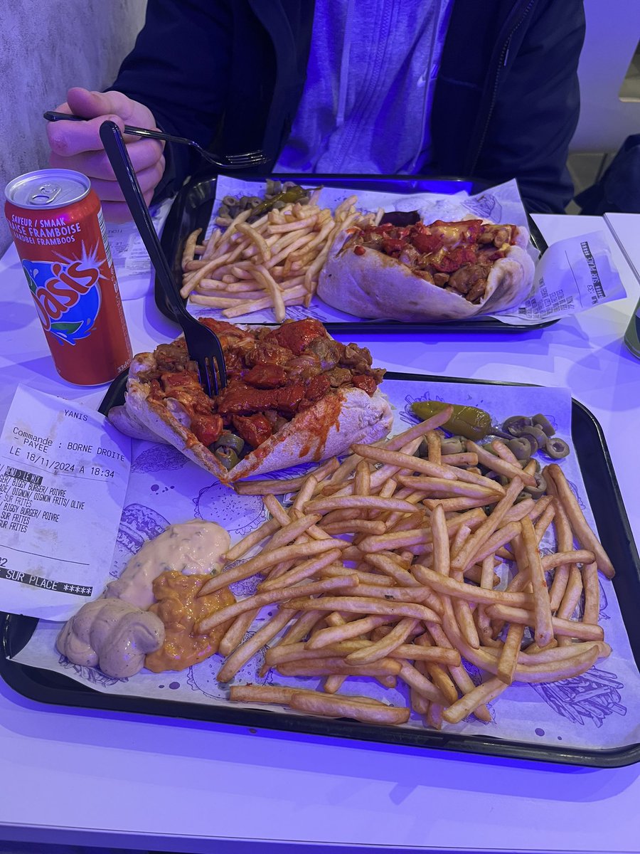 Bylkavon93's tweet image. Qu’Allah préserve le patron du 129