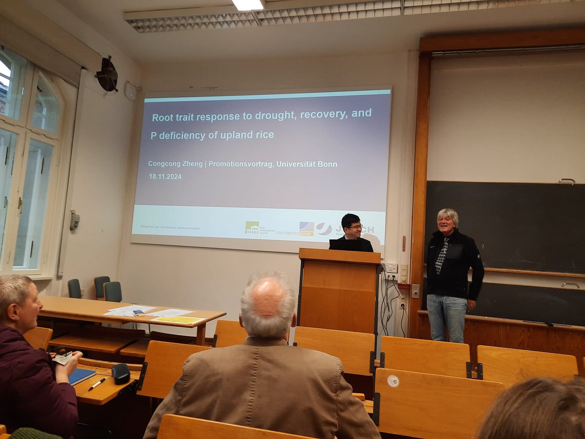 Root Dynamics Group - IBG2 (@ibg2root) on Twitter photo We are so proud of Dr. <a href="/zheng_congcong/">Congcong Zheng</a> 🎓who successfully defended his #PhD thesis today at <a href="/UniBonn/">Rheinische Friedrich-Wilhelms-Universität Bonn</a> .
Congratulations 🎉 and well deserved.
#Rice #phosphorus We are so proud of Dr. <a href="/zheng_congcong/">Congcong Zheng</a> 🎓who successfully defended his #PhD thesis today at <a href="/UniBonn/">Rheinische Friedrich-Wilhelms-Universität Bonn</a> .
Congratulations 🎉 and well deserved.
#Rice #phosphorus