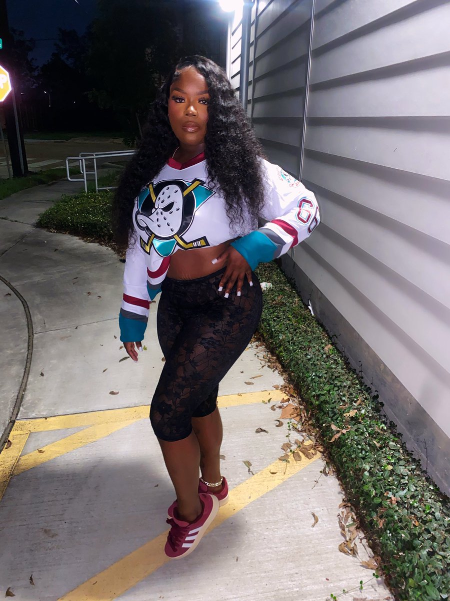 _thaprettyone's tweet photo. You Know I Never Needed An Audience To Tell Me I Was Me🥵 #BeenIt https://t.co/JlFAUg9lB1