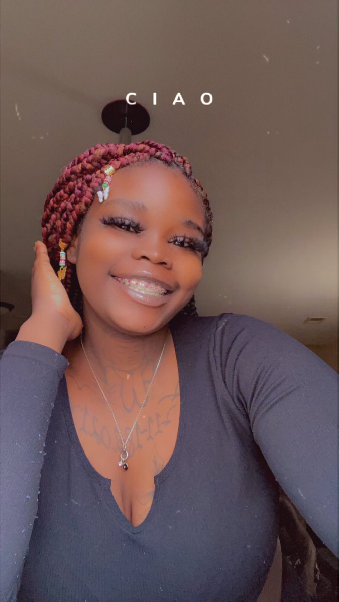 Dark_thunda's tweet photo. 🥰💋 pretty yung thang https://t.co/coB0YznZXl