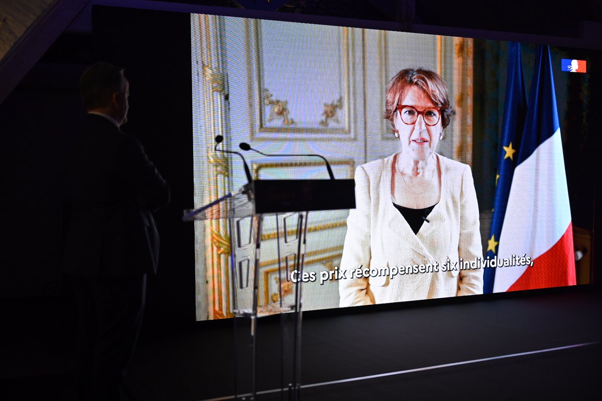 INRAE (@inrae_france) on Twitter photo .<a href="/PhMauguin/">Philippe Mauguin</a>, PDG d’#INRAE, ouvre la cérémonie des #Lauriers2024 animée par @mathieuvidard à la Grande Menuiserie. Fierté collective, talents, passion pour la recherche, l’innovation et le partage des connaissances seront à l’honneur dans ce palmarès 2024 !
🗣️ Notre force .<a href="/PhMauguin/">Philippe Mauguin</a>, PDG d’#INRAE, ouvre la cérémonie des #Lauriers2024 animée par @mathieuvidard à la Grande Menuiserie. Fierté collective, talents, passion pour la recherche, l’innovation et le partage des connaissances seront à l’honneur dans ce palmarès 2024 !
🗣️ Notre force