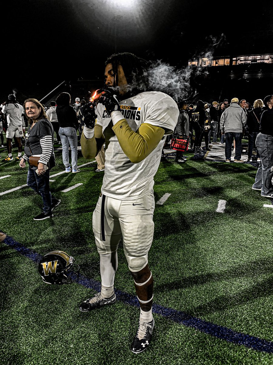 2018-11th grade: 0-11
2019-12th grade: 4-7 
2020-freshman Yr: Covid 
2021-Sophomore Yr: 3 games, Injured the rest of season 
2022: kidney failure, out for the season
2023: The Return 
2024: SAC Champion💍🙏
I accept the things I can’t control, I work accordingly in response 📈