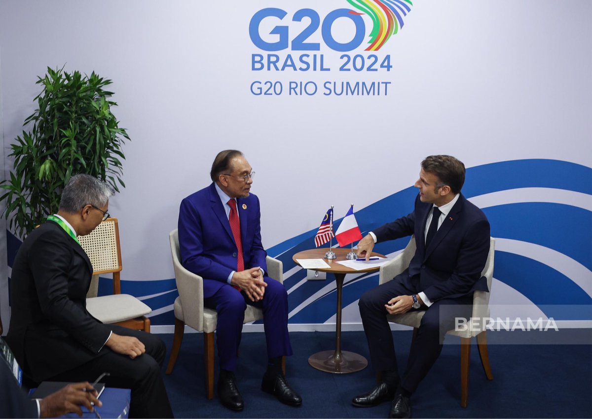 bernamadotcom's tweet photo. PM Anwar, Macron hold bilateral meeting at G20 Summit
https://t.co/c4DJALzQH8
📸 Fathin Suhaira Abd Rahim | BERNAMA
#BernamaImages #BernamaNews #G20 #RioSummit @anwaribrahim https://t.co/zVHkcyYQZW