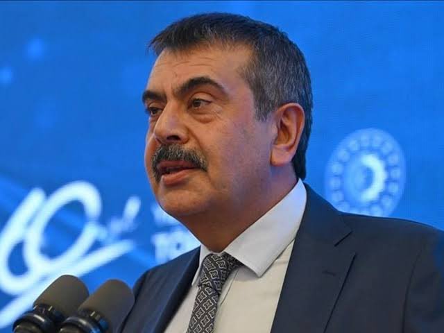 Bizler biliyoruz ki; mesele Yusuf Tekin değil, bu milletin tarihi, inancı,kimliğidir.
#MeseleYusufTekinDeğil