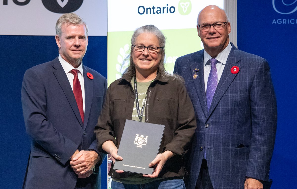 AgricultureON's tweet photo. Congratulations to the Excellence in Agriculture award winner and honourable mentions in the Women’s Excellence category:
· Jenny Carnaghan, Carncroft Farms
· Split Rail Brewing Co.
· Energrow Inc.
#OntAg https://t.co/dR5ZRvjK8D