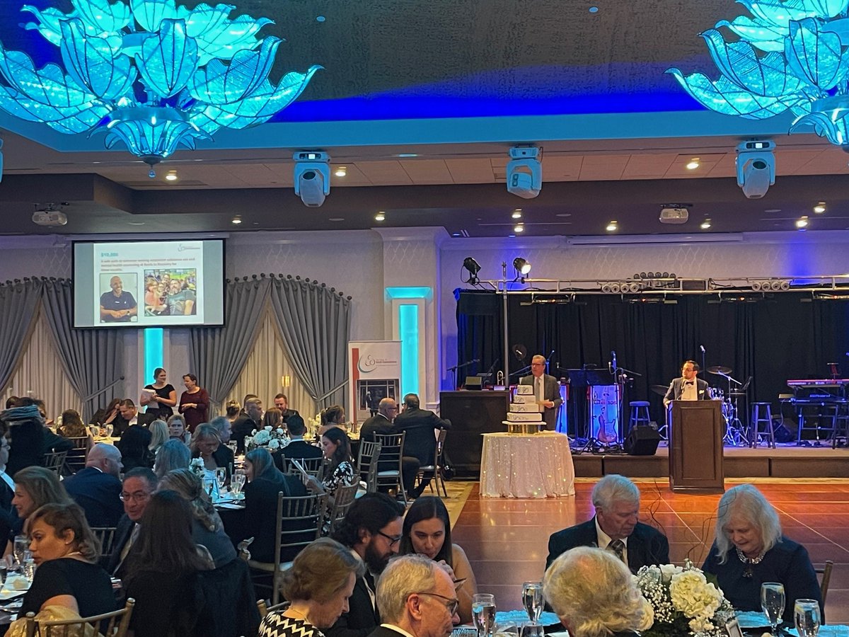 CompoSecure's tweet photo. π CompoSecure was at this year's Center for Great Expectations Hope Lives Here Gala! This organization provides trauma-informed treatment for substance use and mental health disorders to New Jerseyans.
#CompoCares #TheCenterforGreatExpectations #NewJerseyNonProfit https://t.co/fTO7VwbAZm
