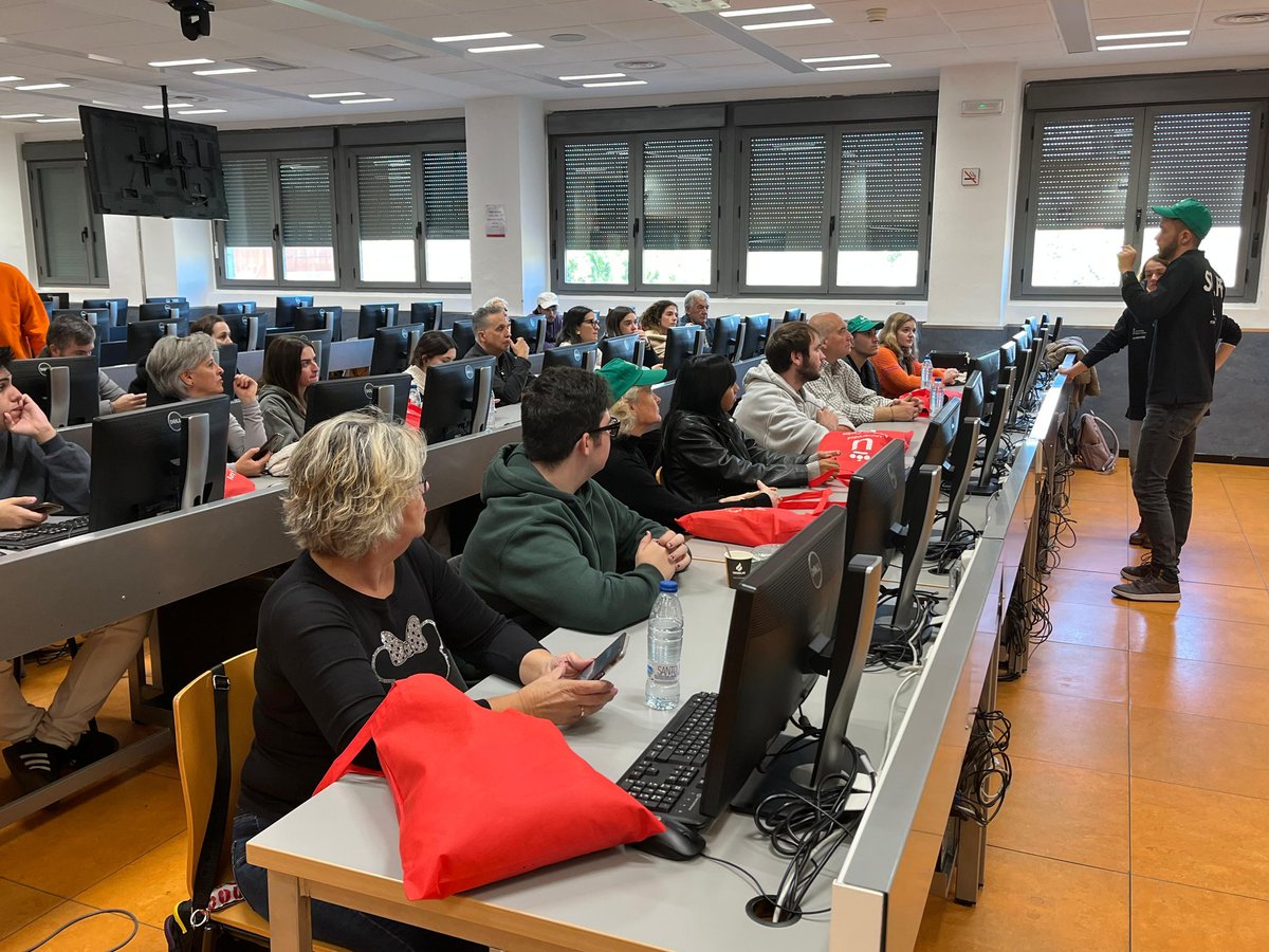 GrupoCiberimaginario (@ciberimaginario) on Twitter photo Cerramos la jornada con la puesta en común del material recopilado por los participantes y sus aprendizajes en el Punto Limpio Fijo de Fuenlabrada ♻️🌱 | ¡Muchas gracias a todos/as por la participación y el gran día de hoy! 👏🏻💡
<a href="/AytoFuenlabrada/">Ayuntamiento de Fuenlabrada</a> <a href="/urjc/">URJC</a>
#EWWR2024
#reciclaycuentalo Cerramos la jornada con la puesta en común del material recopilado por los participantes y sus aprendizajes en el Punto Limpio Fijo de Fuenlabrada ♻️🌱 | ¡Muchas gracias a todos/as por la participación y el gran día de hoy! 👏🏻💡
<a href="/AytoFuenlabrada/">Ayuntamiento de Fuenlabrada</a> <a href="/urjc/">URJC</a>
#EWWR2024
#reciclaycuentalo