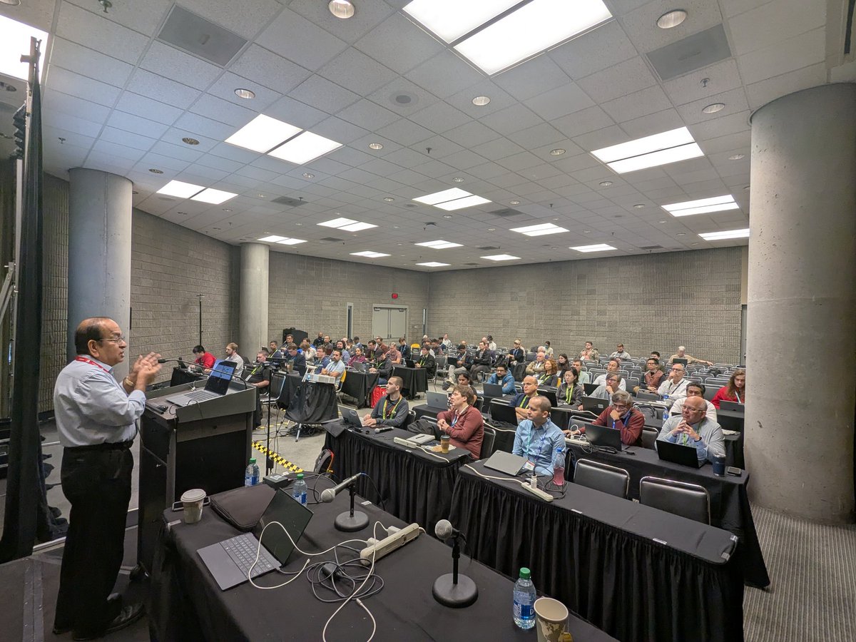 mvapich's tweet image. Full house at the tutorial of High-Performance and Smart Networking Technologies for HPC and AI from 8:30AM - 5:00PM in B211 to learn more about the latest developments in High Performance Networks @Supercomputing @NVIDIANetworkng @HPE_Cray @ultraethernet @CornelisHPC