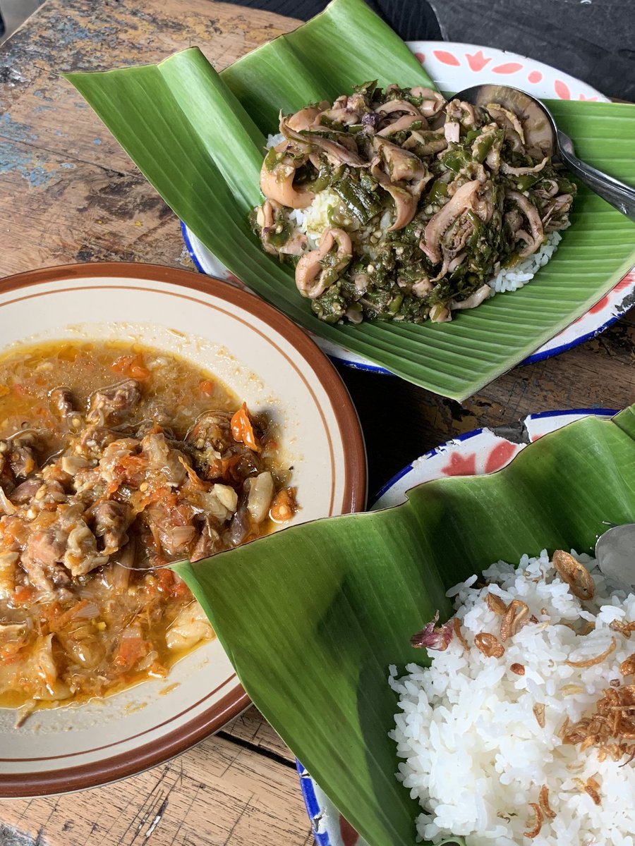 mawutidur's tweet photo. @KuntoAjiW maskunnn kalo ke bandung jangan lupa ke @imahbabaturan ya! sambel cumi sama oseng sapi enaaakkk🫶🏻 https://t.co/dnWcSEa2tz