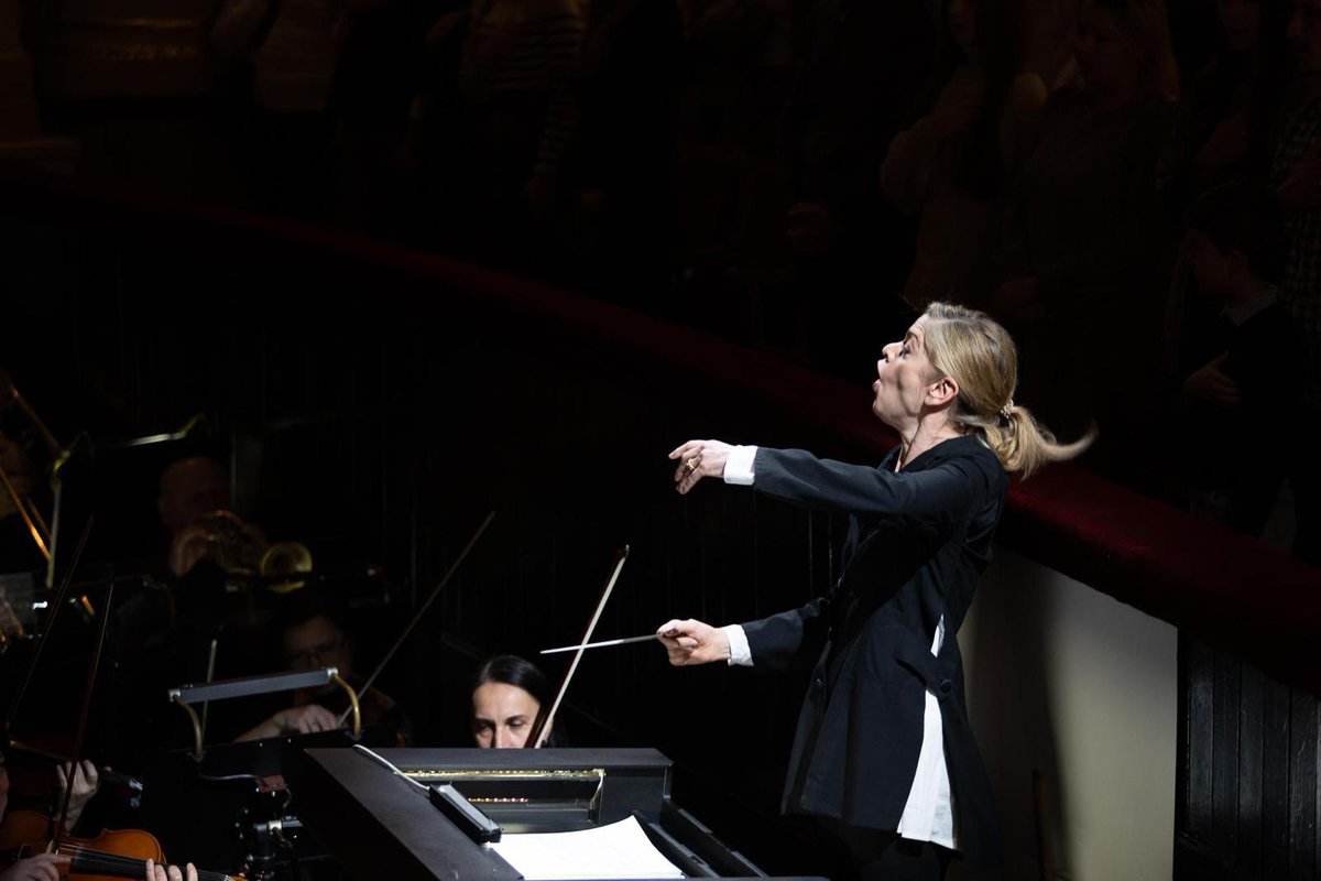 Keri-Lynn Wilson tweet media