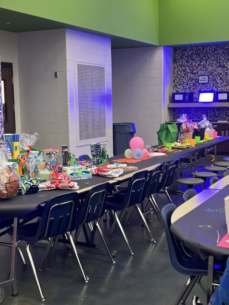 Thank you to DeSana PTO for hosting an amazing family Bingo night this past Friday!