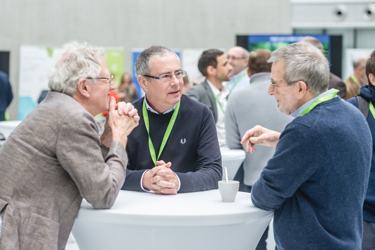Last week, we hosted the Vladimír Sklenář Memorial Conference, celebrating his groundbreaking work in NMR and structural biology 🧪🔬
The event honoured his legacy as a pioneer and mentor through inspiring talks and heartfelt memories.
#CEITECScience #ncbr #NMR