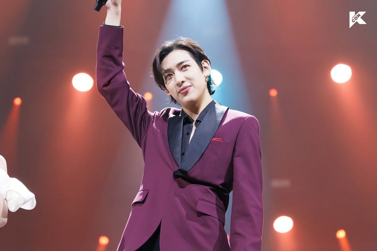BamBB9397's tweet photo. 19/3/2023
KCON THAILAND DAY2
#BAMBAMKCON2023TH_D2
#BAMBAMKCON2023TH
#BamBam #뱀뱀 https://t.co/C1DxAgRVtm