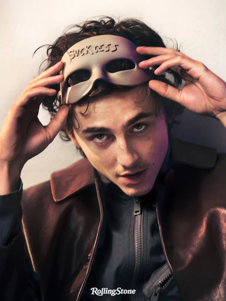 hourly timothée ✩彡 tweet media