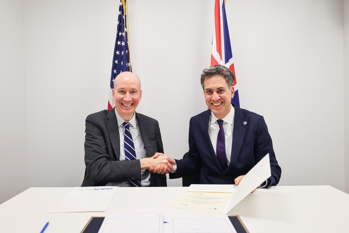 Today we've signed a multilateral research agreement on advanced nuclear reactors with US Deputy Secretary of Energy David Turk.
 
It will see us play a leading role in speeding up the deployment of cutting-edge nuclear tech to help decarbonise industry.

gov.uk/government/new…
