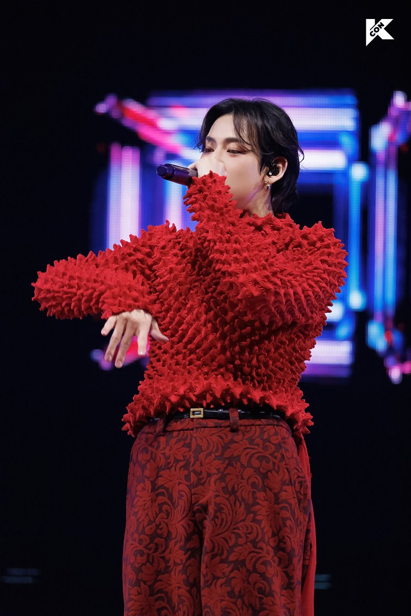 BamBB9397's tweet photo. 18/3/2023
KCON THAILAND DAY1
#BAMBAMKCON2023TH_D1
#BAMBAMKCON2023TH
#BamBam #뱀뱀 https://t.co/iJH7VuK0XW
