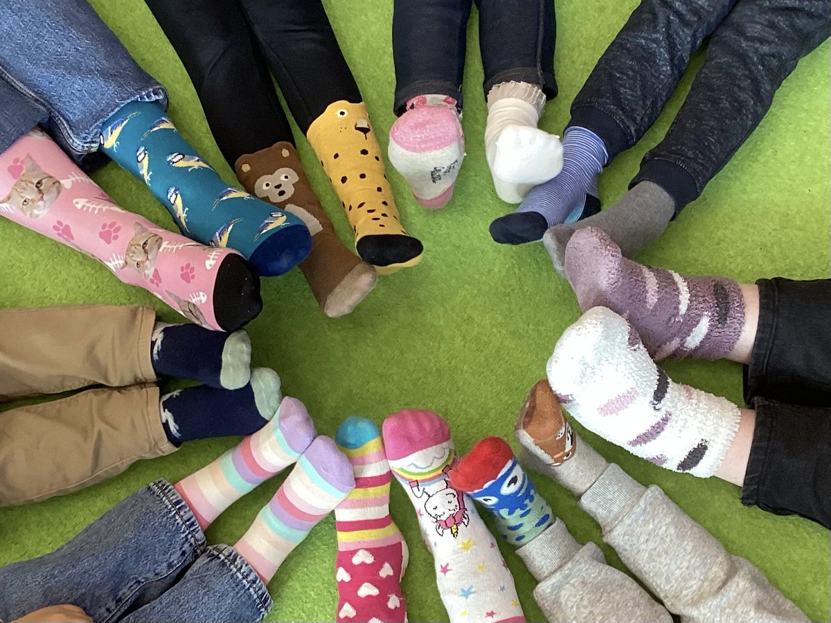 We’re celebrating what makes us all unique by wearing the silliest mismatched socks we can find! Odd Socks Day reminds us that being different is awesome and we respect each other's uniqueness,  it’s what makes our classroom family so special! #ISRheintal