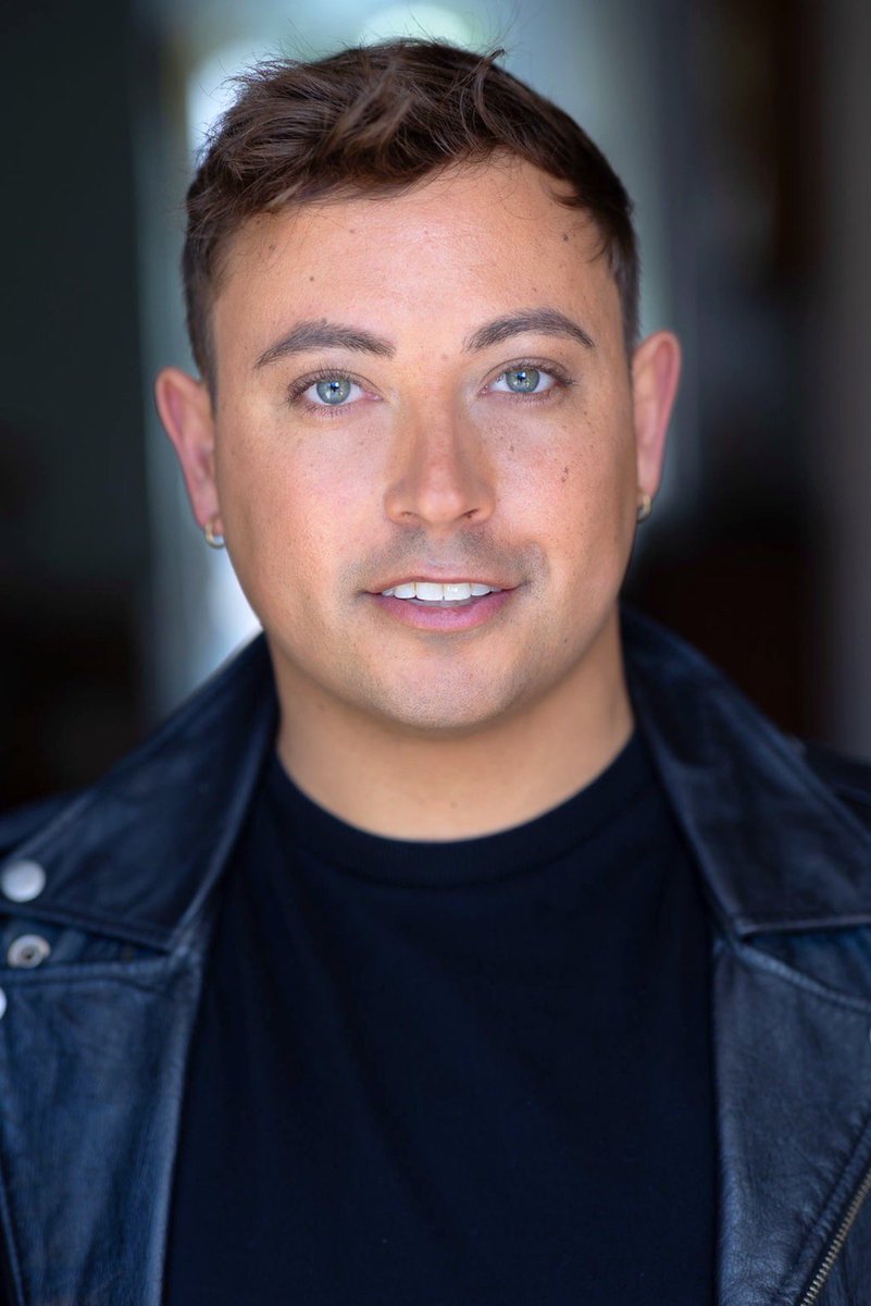 turned 33 last week 🎈