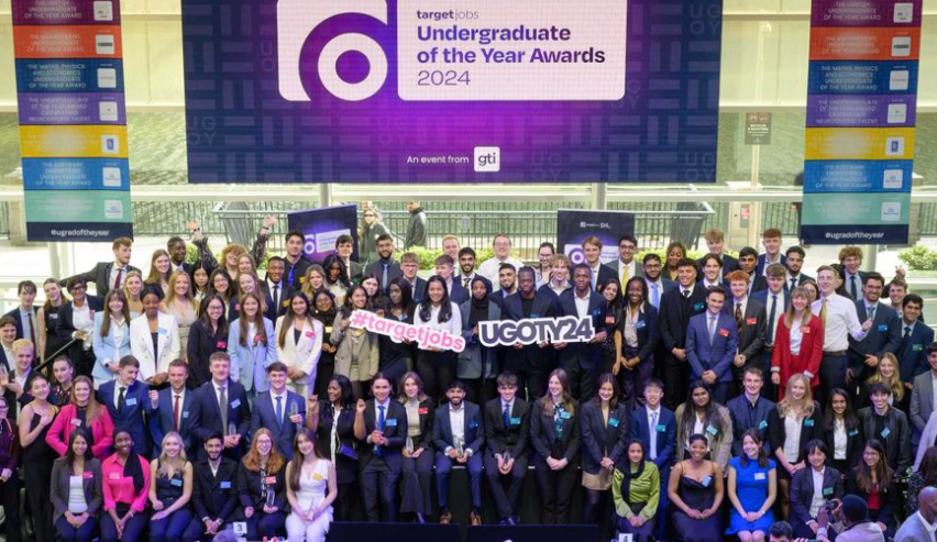 Could you be an Undergraduate of the Year 2025? Calling all students to enter the #targetjobs awards which are aimed at finding the best undergraduates in the UK. Students can win fantastic prizes including paid internships, trips abroad and more. tinyurl.com/mtun8b4n