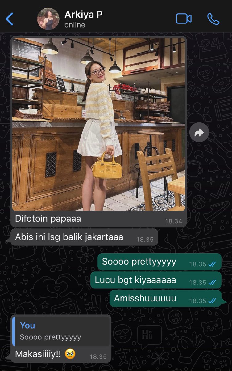 popsvelvett's tweet photo. Justru yg begitu2 bahaya soalnya entar pas putus u jd bergantung sm affection dr dia kiya 😊 https://t.co/or4yUsetCH