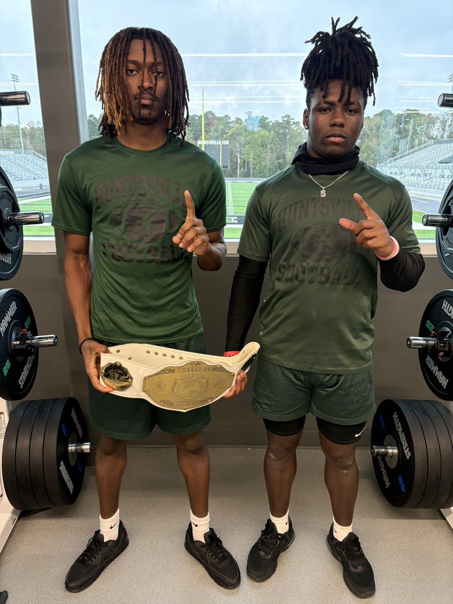 Offensive Players of the week vs Whitehouse, Trae’Shawn Brown &amp; Savion Conteh! <a href="/TraeshawnBrown/">Traeshawn</a> <a href="/SavionConteh/">Savion “savii” Conteh</a>