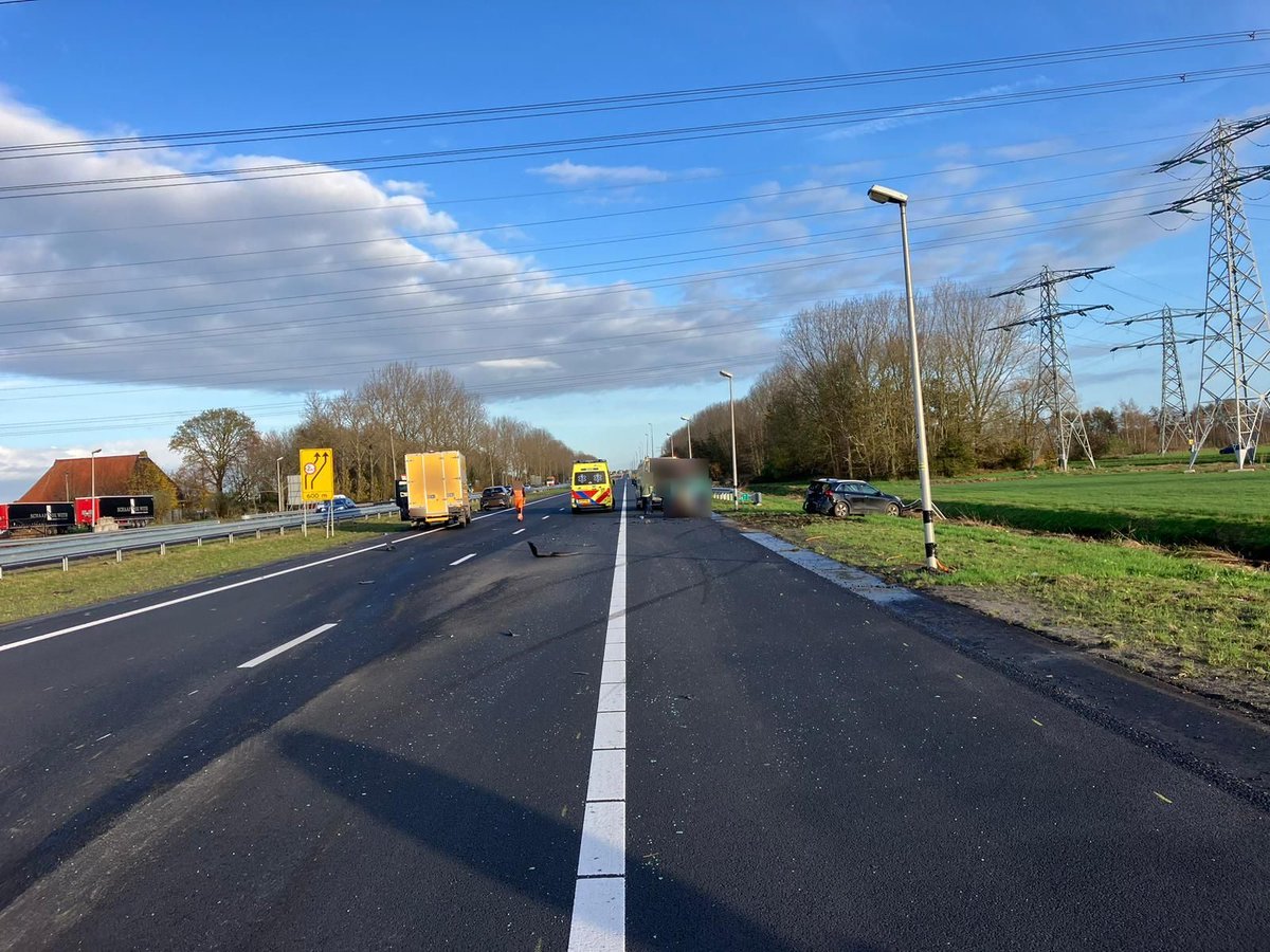 A7 tussen Joure en Heerenveen dicht door ongeval