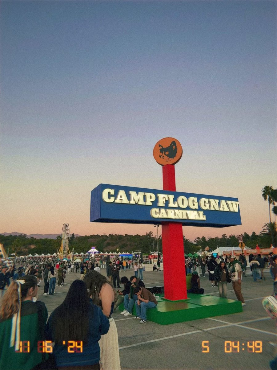 RAWbiiin's tweet photo. a fun weekend at @CampFlogGnaw 🏕️❤️‍🔥 https://t.co/MYSFFQNJ13