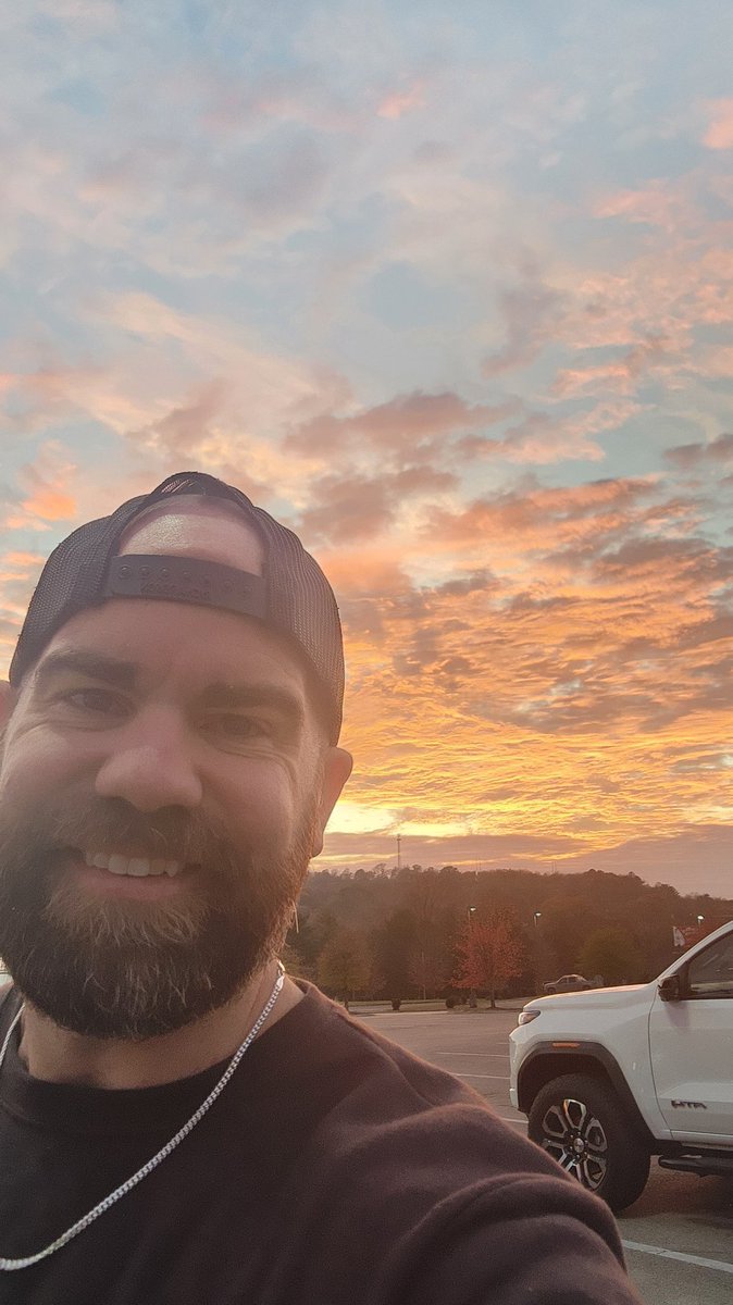 EricRodgersFit's tweet image. Good Monday Morning!!!!  Make the best of this day!!  #Fitness #health #positive