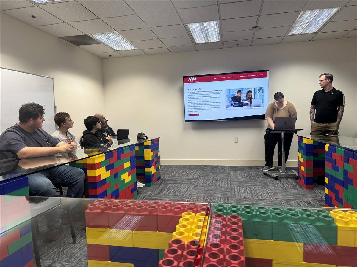 milesitcompany's tweet photo. On October 24th, students from Delsea Regional High School visited our HQ to take an office tour and hear from our experts about careers in technology.

Special thanks to our team and Delsea Regional for making this possible! We’re proud to support our local community. https://t.co/DDTFWhmWdu