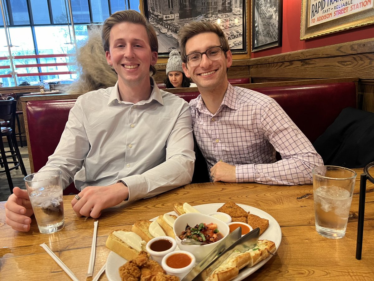 Han Zhu (@hanzhumd) on Twitter photo Another fun thing at conferences - took these trainees out for lunch yesterday #AHA24 and ate deep dish pizza at Giordano’s and had a blast 🎉😎<a href="/nwagner1026/">Noah Wagner</a> <a href="/AbeBayer/">Abe Bayer</a> <a href="/PilarAlcaidePhD/">Pilar Alcaide, PhD</a> <a href="/AHAMeetings/">AHAMeetings</a> Another fun thing at conferences - took these trainees out for lunch yesterday #AHA24 and ate deep dish pizza at Giordano’s and had a blast 🎉😎<a href="/nwagner1026/">Noah Wagner</a> <a href="/AbeBayer/">Abe Bayer</a> <a href="/PilarAlcaidePhD/">Pilar Alcaide, PhD</a> <a href="/AHAMeetings/">AHAMeetings</a>