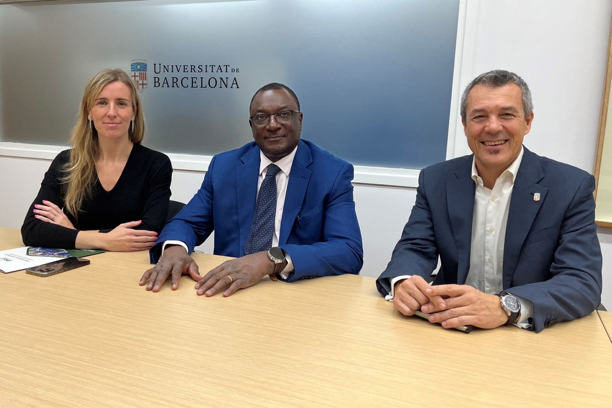 IL3-UB (@ub_il3) on Twitter photo 🌍Visita del Dr. Jean Koulidiati, Rector de <a href="/pau_africaunion/">PanAfricanUniversity</a>, clau en recerca i educació amb la missió de desenvolupar talent a l'Àfrica. Es reuneix amb el Màrius Domínguez, Vicerector de Formació Permanent i Professional i la Victòria Alsina Directora d'Estratègia i Planificació 🌍Visita del Dr. Jean Koulidiati, Rector de <a href="/pau_africaunion/">PanAfricanUniversity</a>, clau en recerca i educació amb la missió de desenvolupar talent a l'Àfrica. Es reuneix amb el Màrius Domínguez, Vicerector de Formació Permanent i Professional i la Victòria Alsina Directora d'Estratègia i Planificació